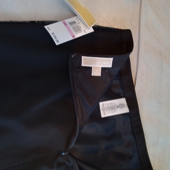 $120 Retail MK Michael Kors Black mini skirt with sequin sides - Picture 5 of 10